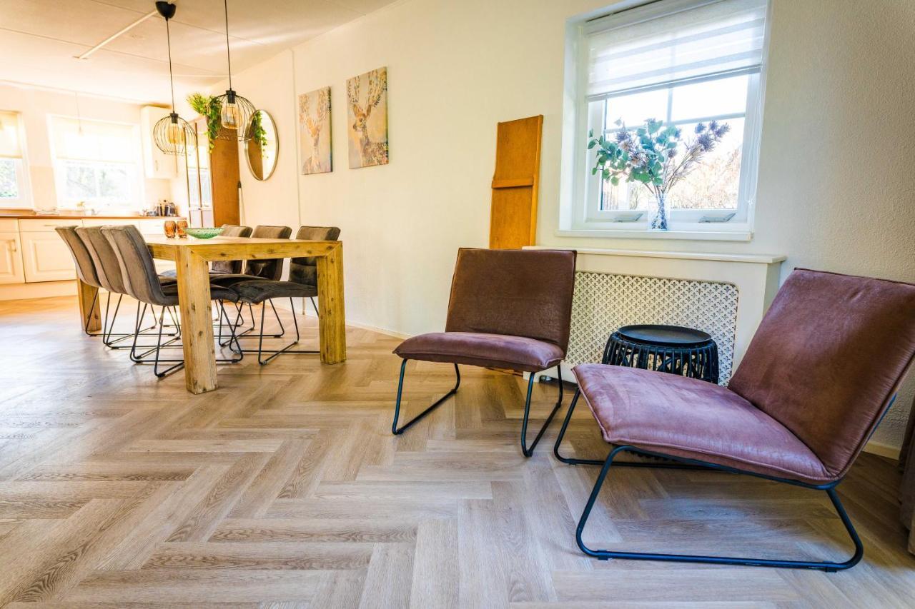 Luxe Vakantiehuis In Het Bos Met Jacuzzi En Sauna Lunteren Esterno foto